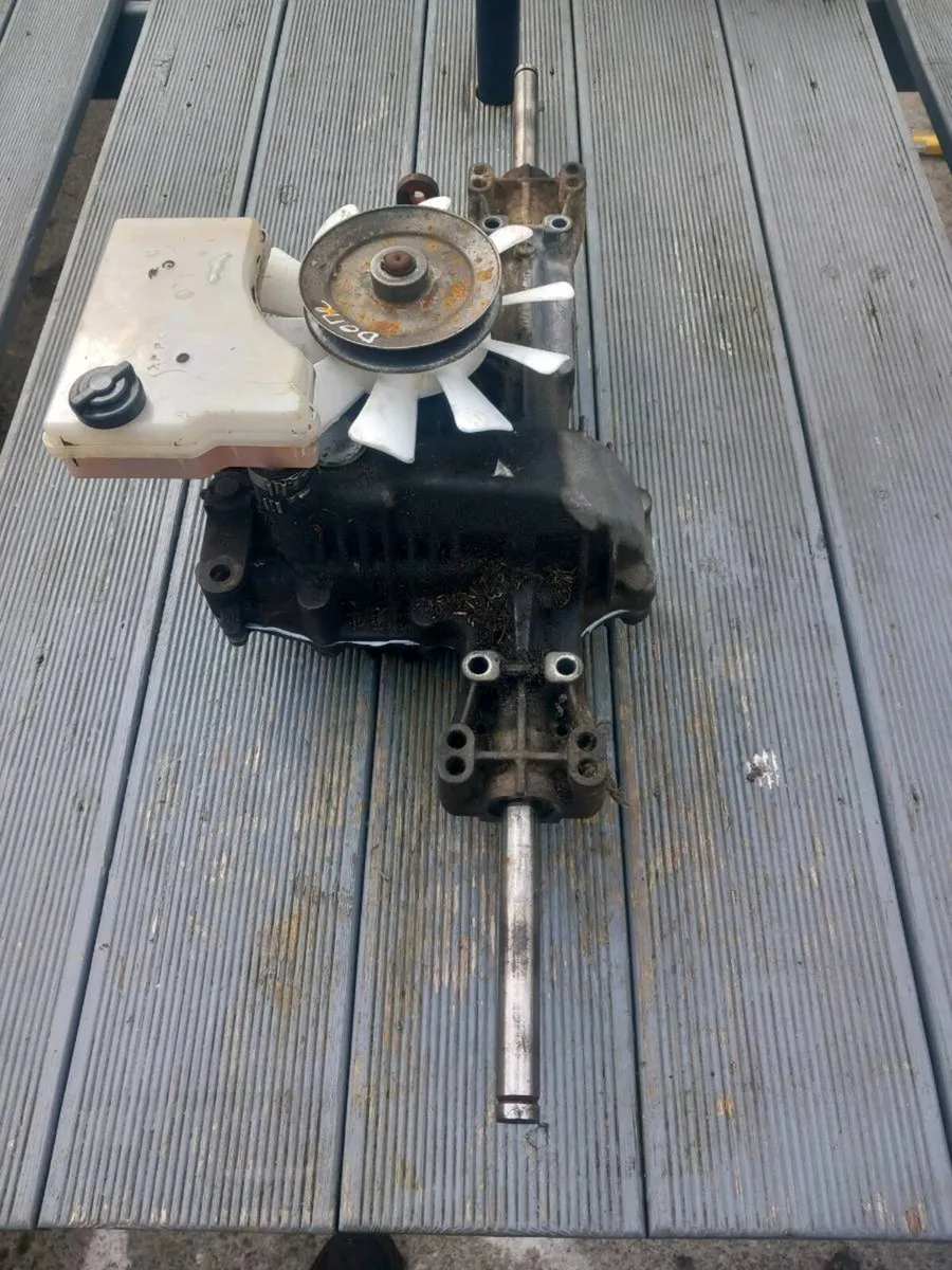 Honda/Castlegarden hydrostatic transmission - Image 3