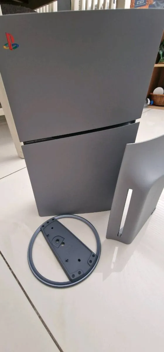 Ps5 slim 30th aniversary version - Image 2