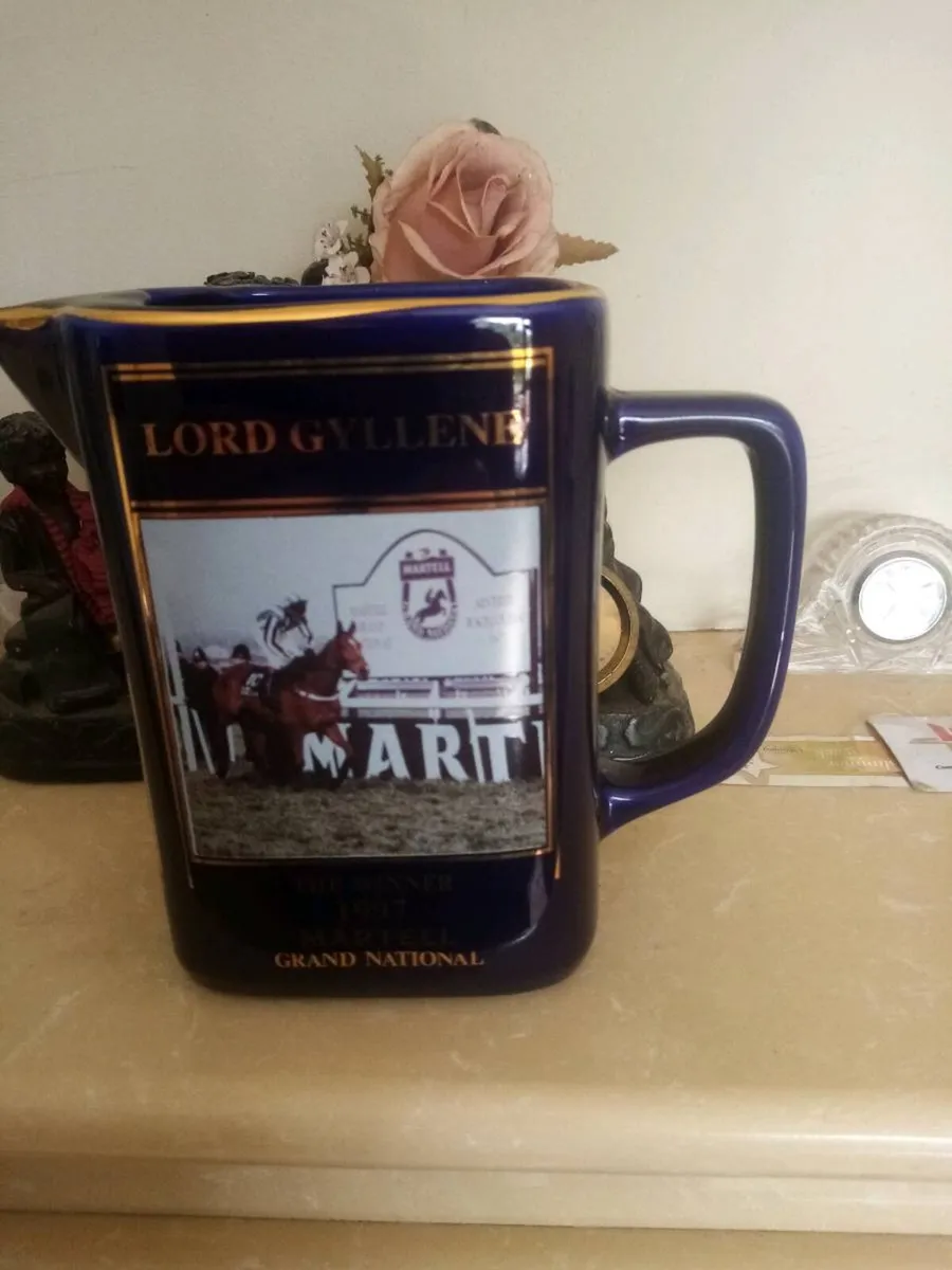 Whiskey jug - Image 1