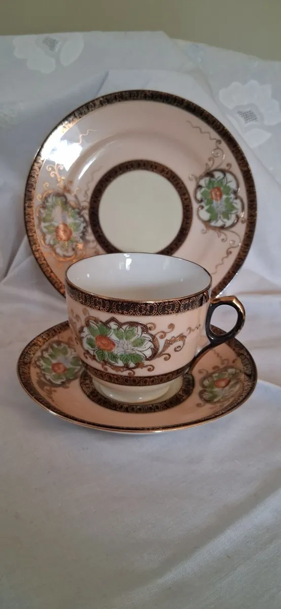 Vintage china tea set - Image 3