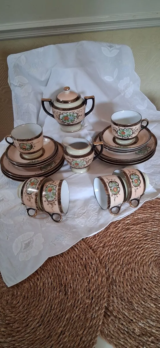Vintage china tea set - Image 1