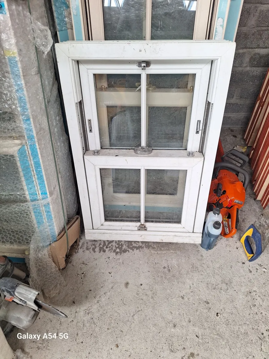 Sash window Victorian slider - Image 3
