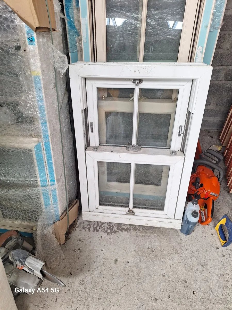 Sash window Victorian slider - Image 4