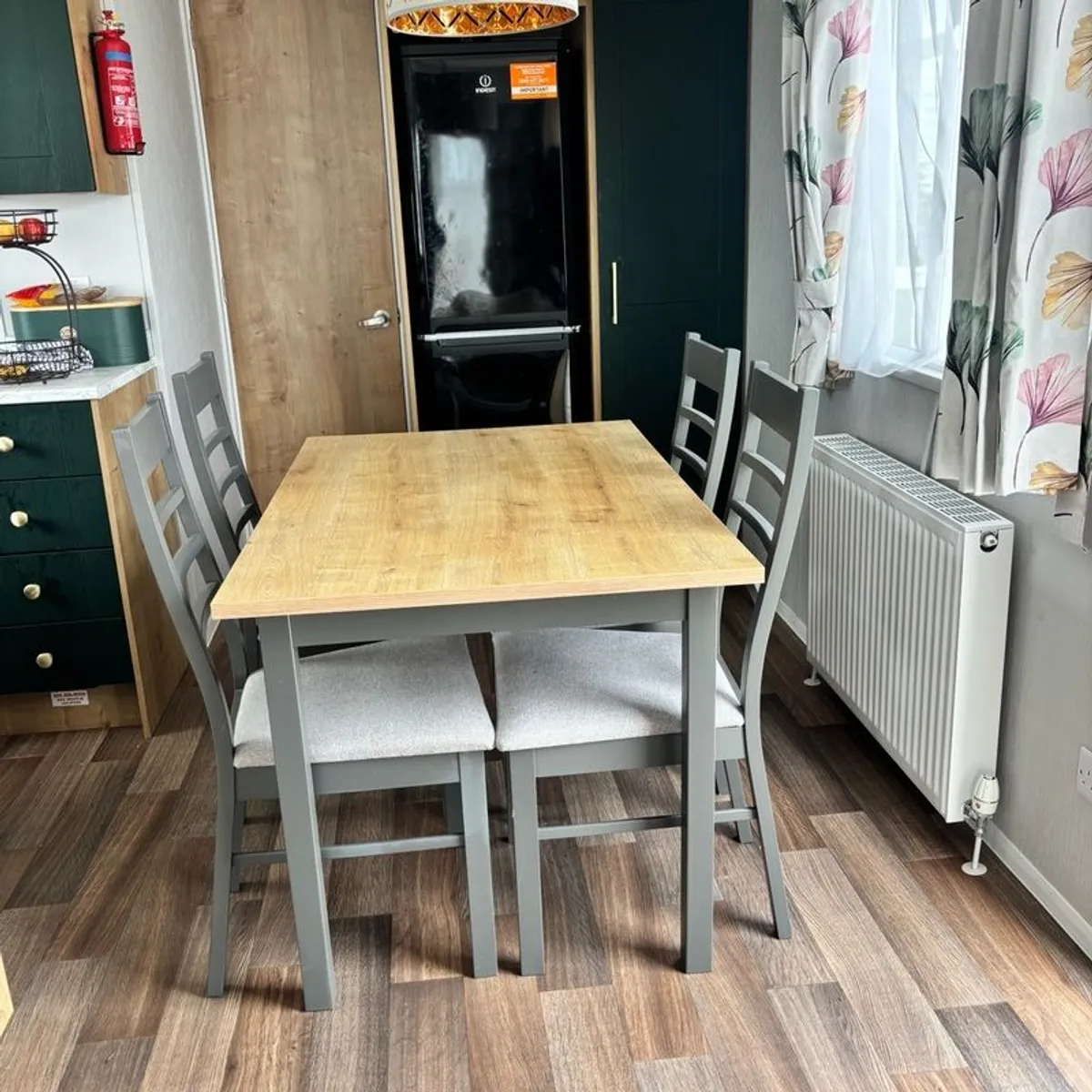 tables and chairs - Image 1