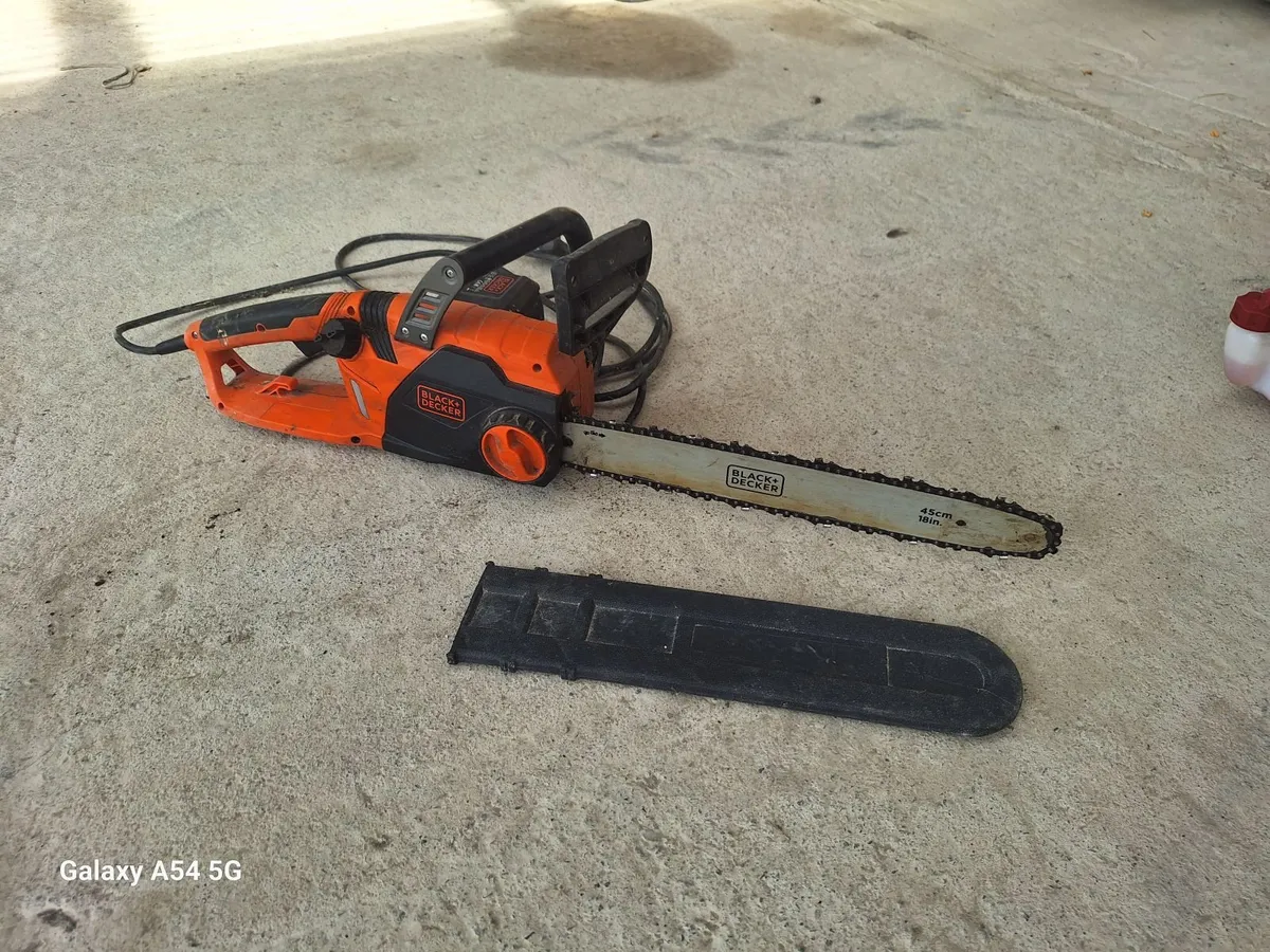 Chainsaw  black and decker - Image 3