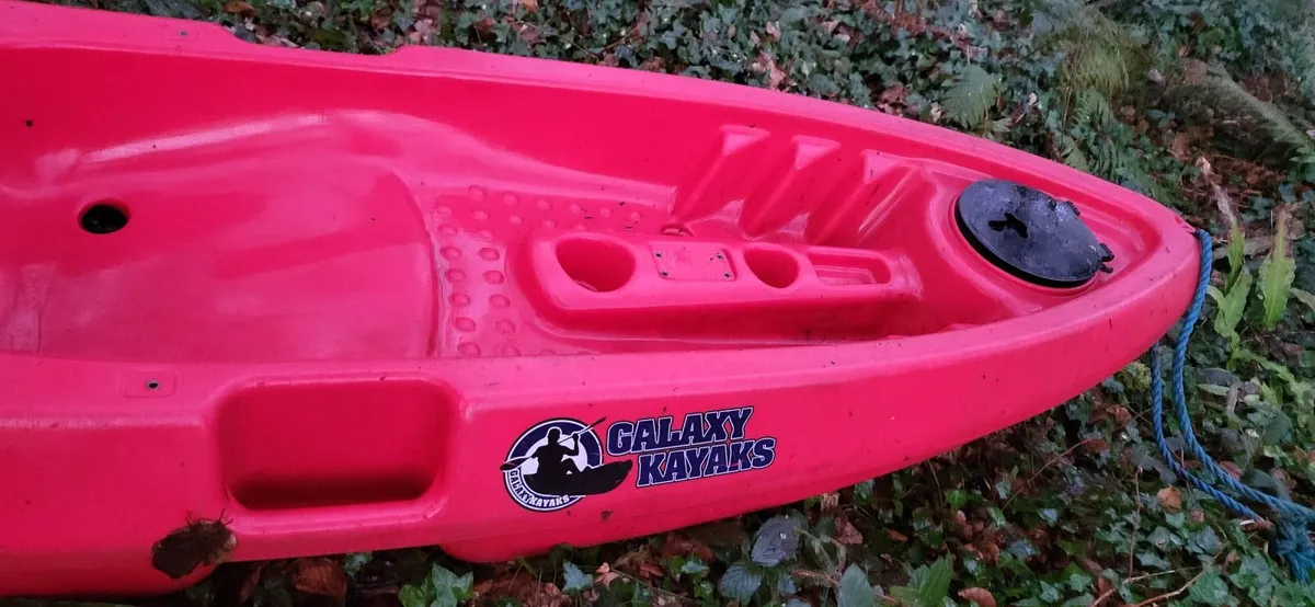 2 Kayaks - Image 2