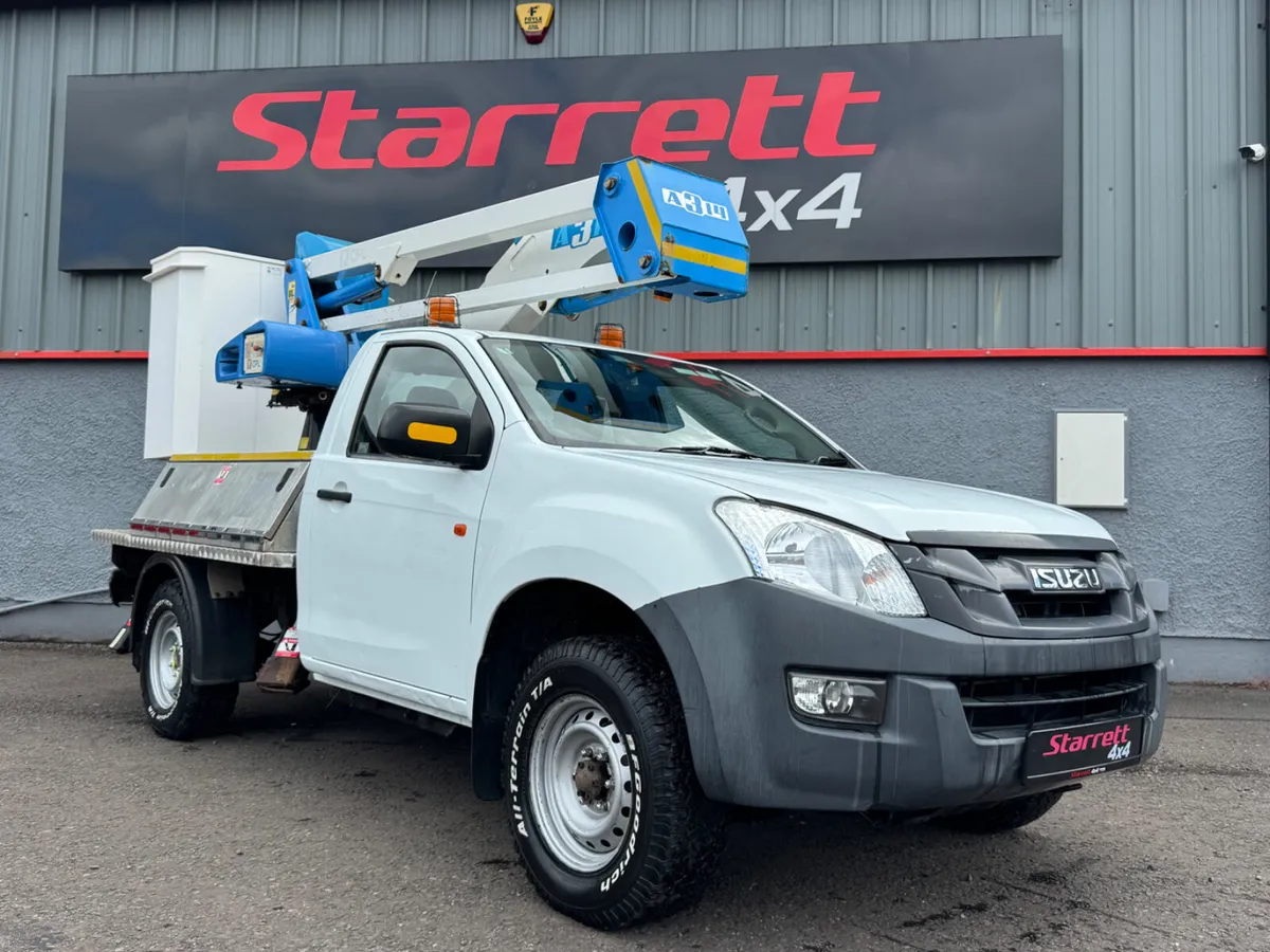 March 2016 Isuzu D-MAX Cherrypicker (MEWP) - Image 1