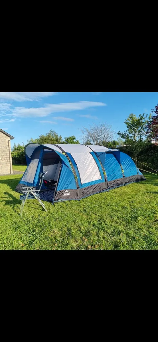 Royal Rockhampton 6+2 Air tent - Image 3