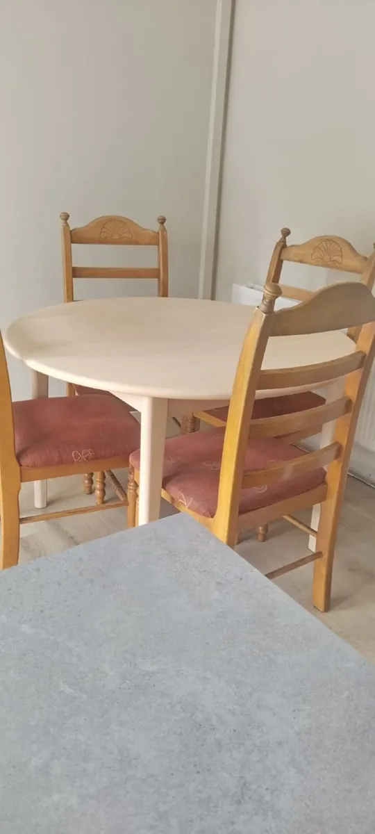 Set of 4 Dining Chairs - Image 1