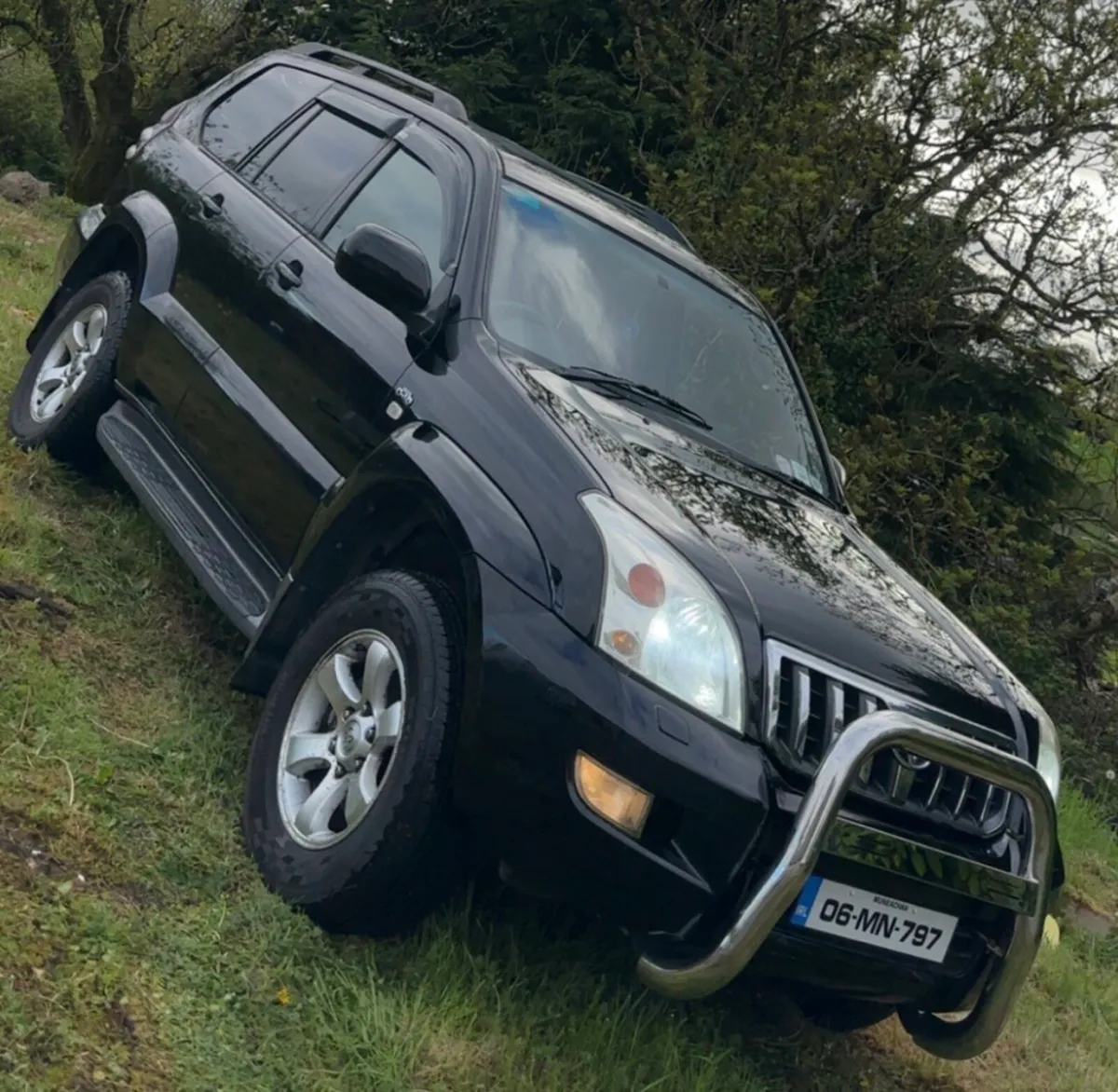 Landcruiser 5 Seat Commercial - Image 1