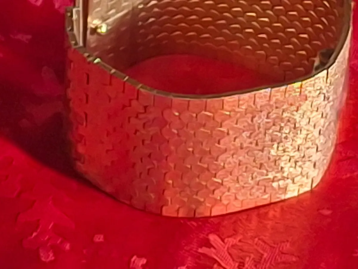 Exquisite Vintage Wide Cuff Bracelet Watch ... - Image 2