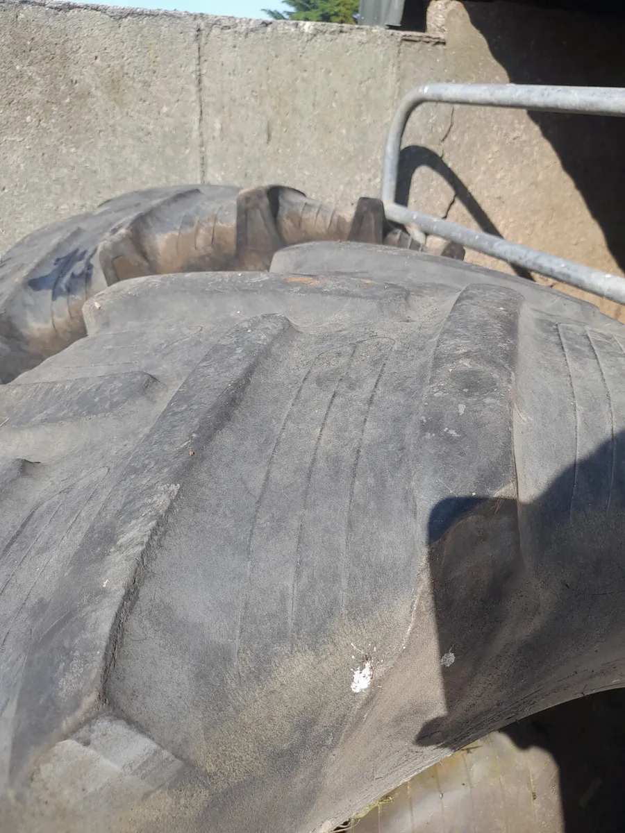 480/65R28 2nd hand tyres - Image 3