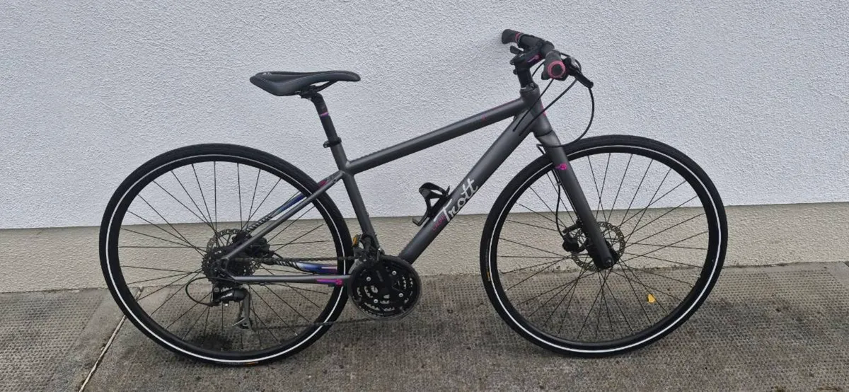 Ladies/girls bike - Image 1