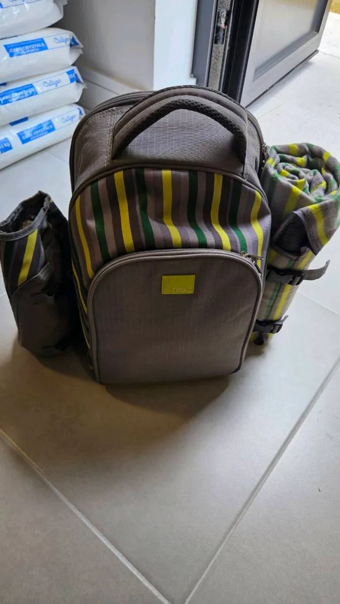 4-Person Picnic Backpack with Blanket &Cooler - Image 1