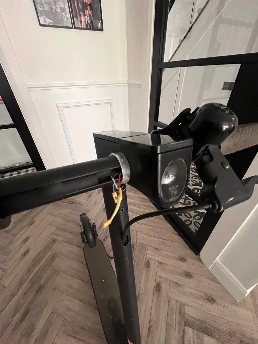 Electric scooter - Image 4