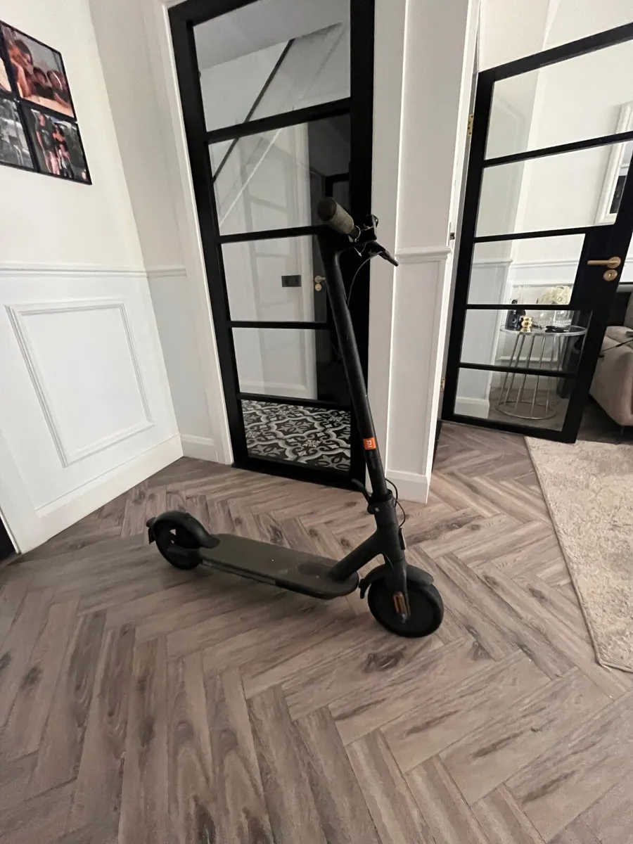 Electric scooter - Image 1