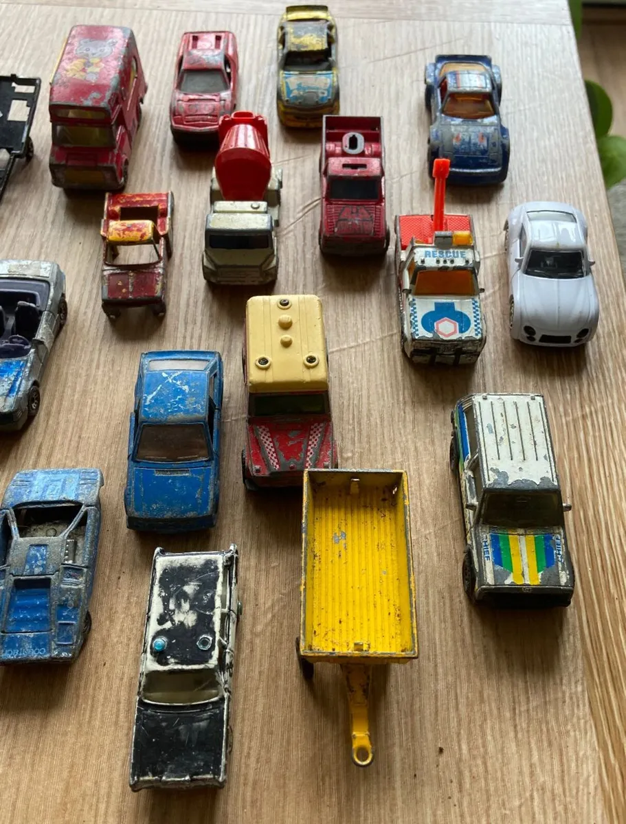 Dinky, Corgi, Matchbox, Corgi Juniors, etc Cars - Image 3