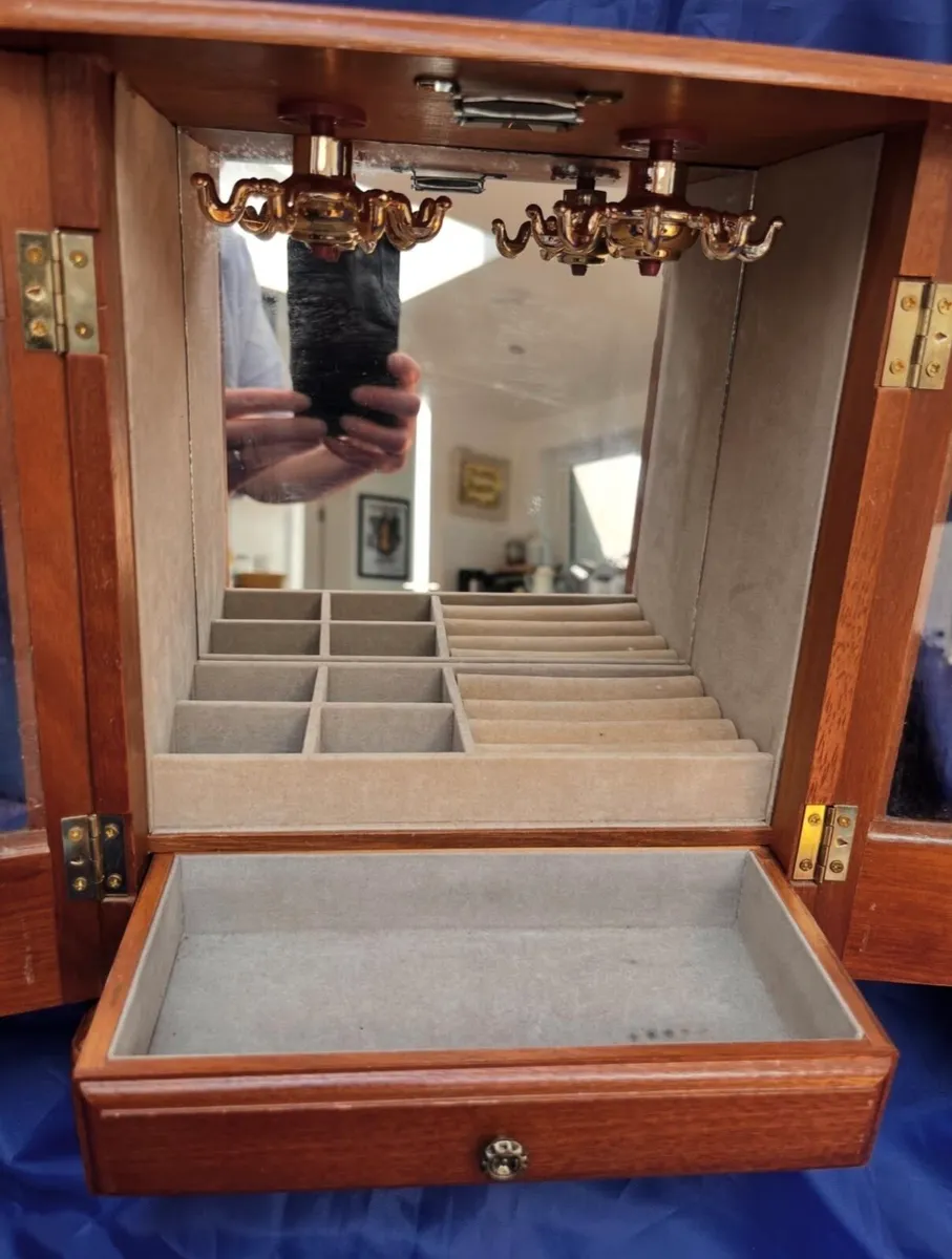 Jewellery Box - Image 4
