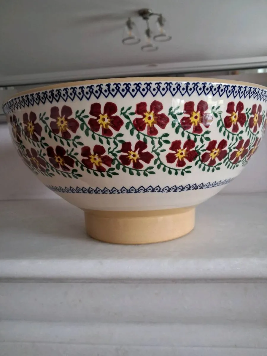 Nicholas Mosse pottery - Image 1