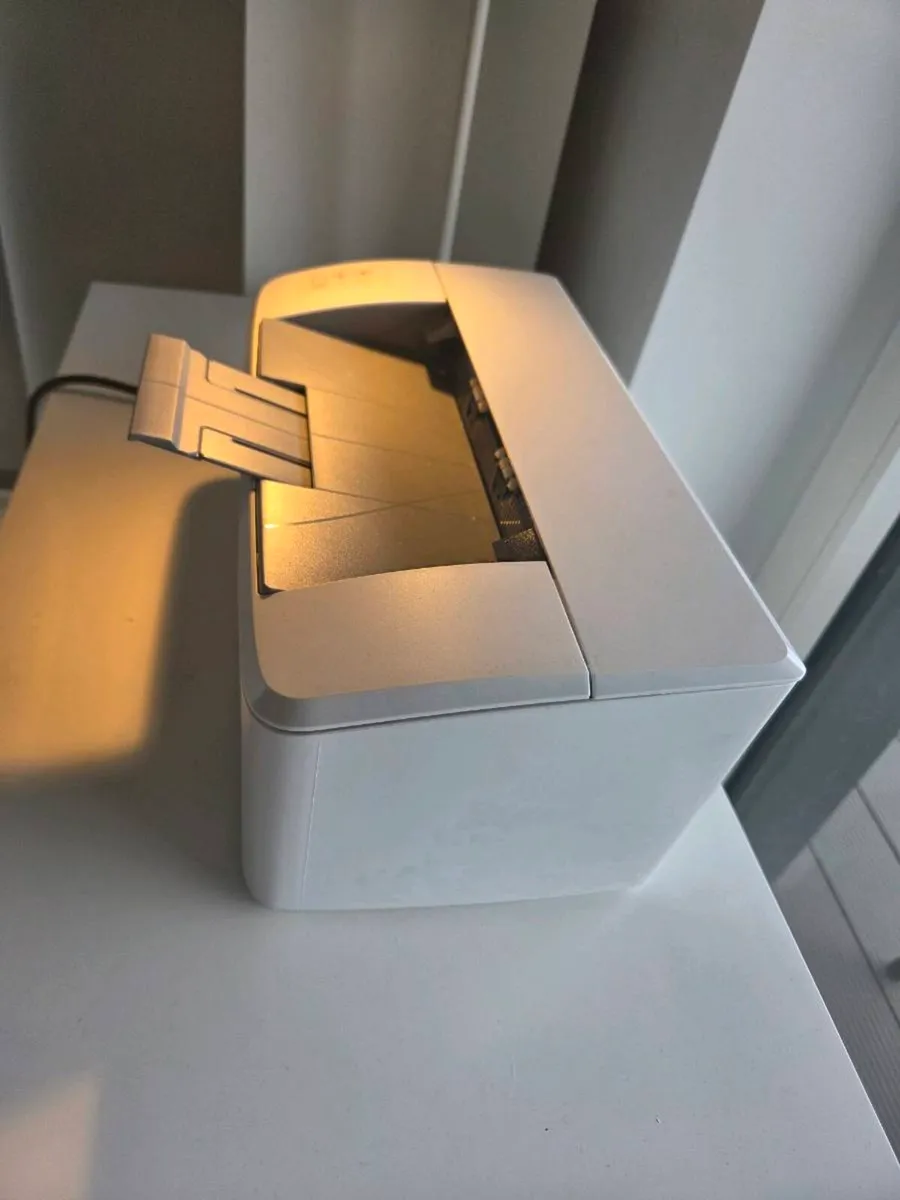 Hp laserjet m110w printer - Image 3