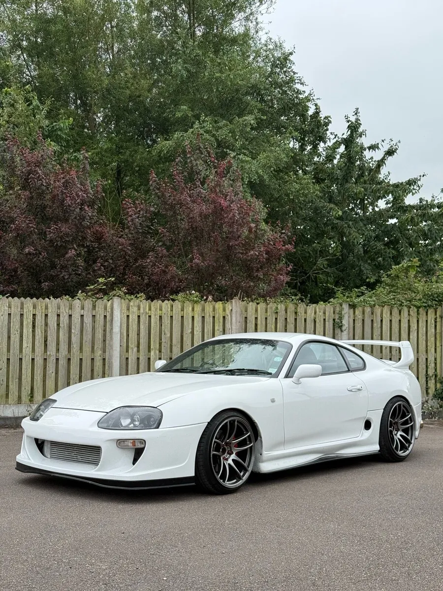 Toyota supra - Image 2