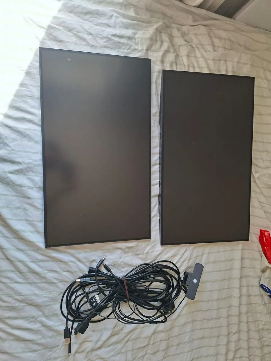 Dell UltraSharp U2722DE 27 computer monitors - Image 1