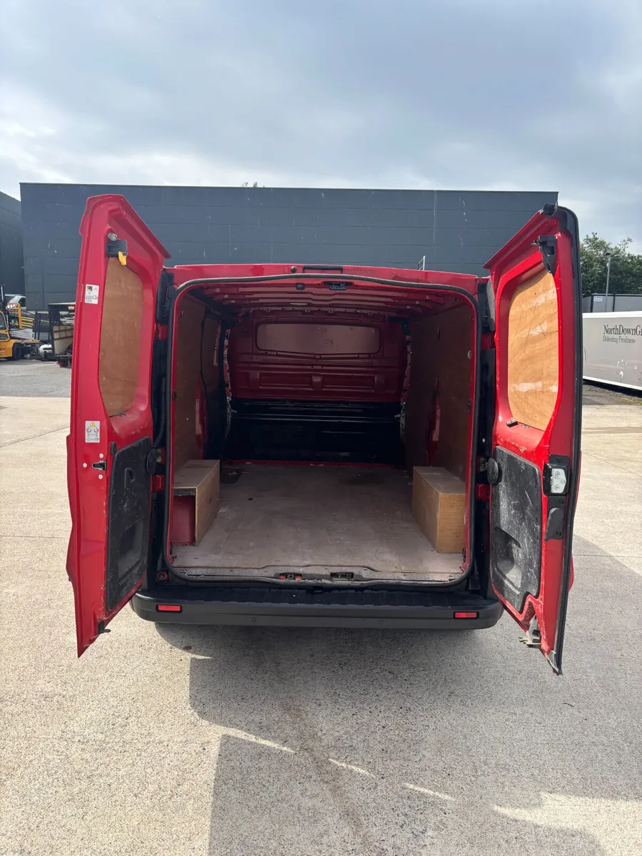 2021 Renault Trafic Business+ 2.0d - Image 4