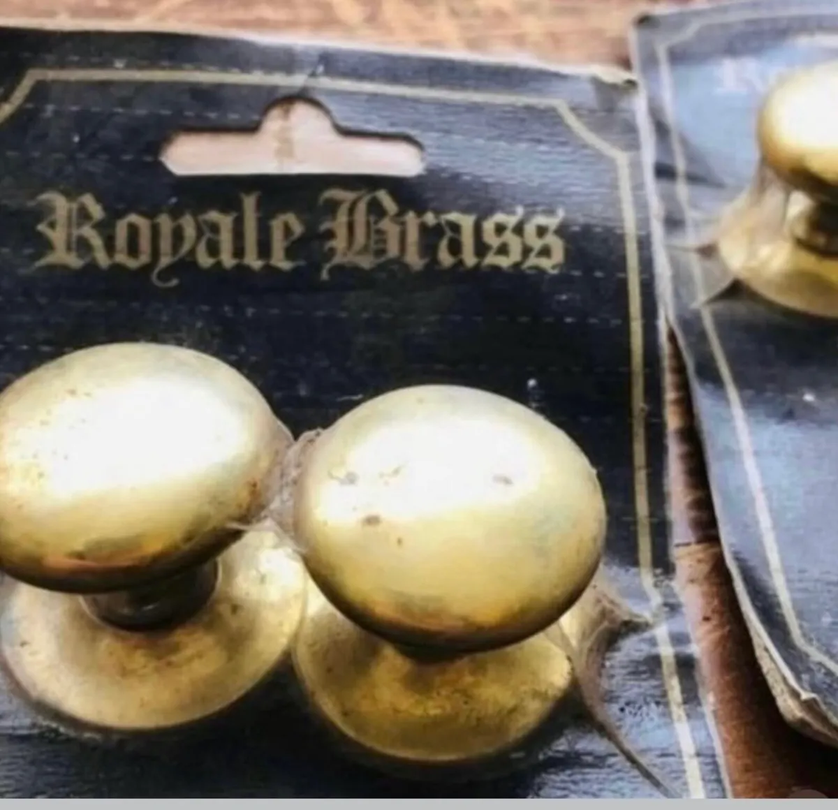 Brass cabinet knobs - Image 2