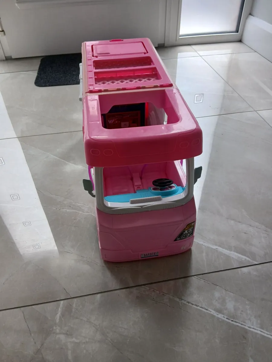 Toys - Image 3