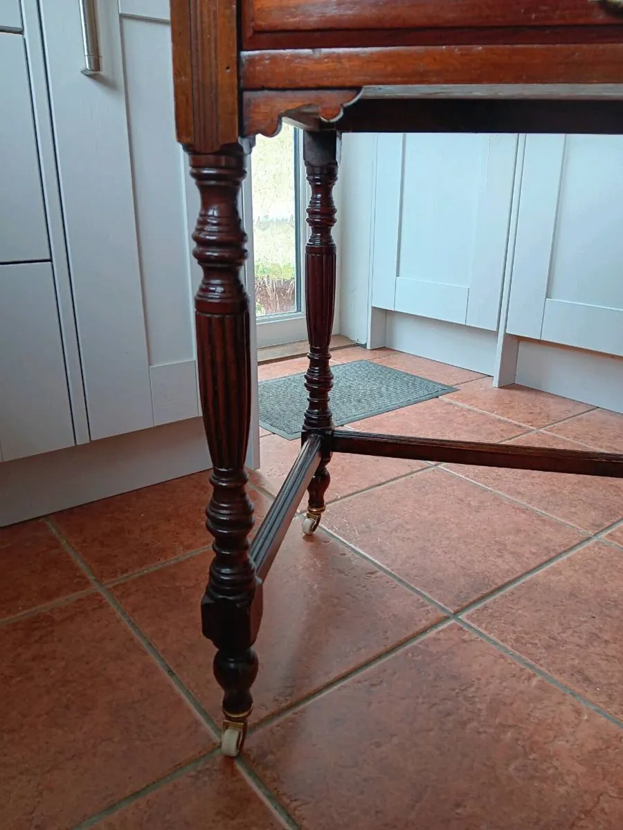 Edwardian single pedestal desk. - Image 4