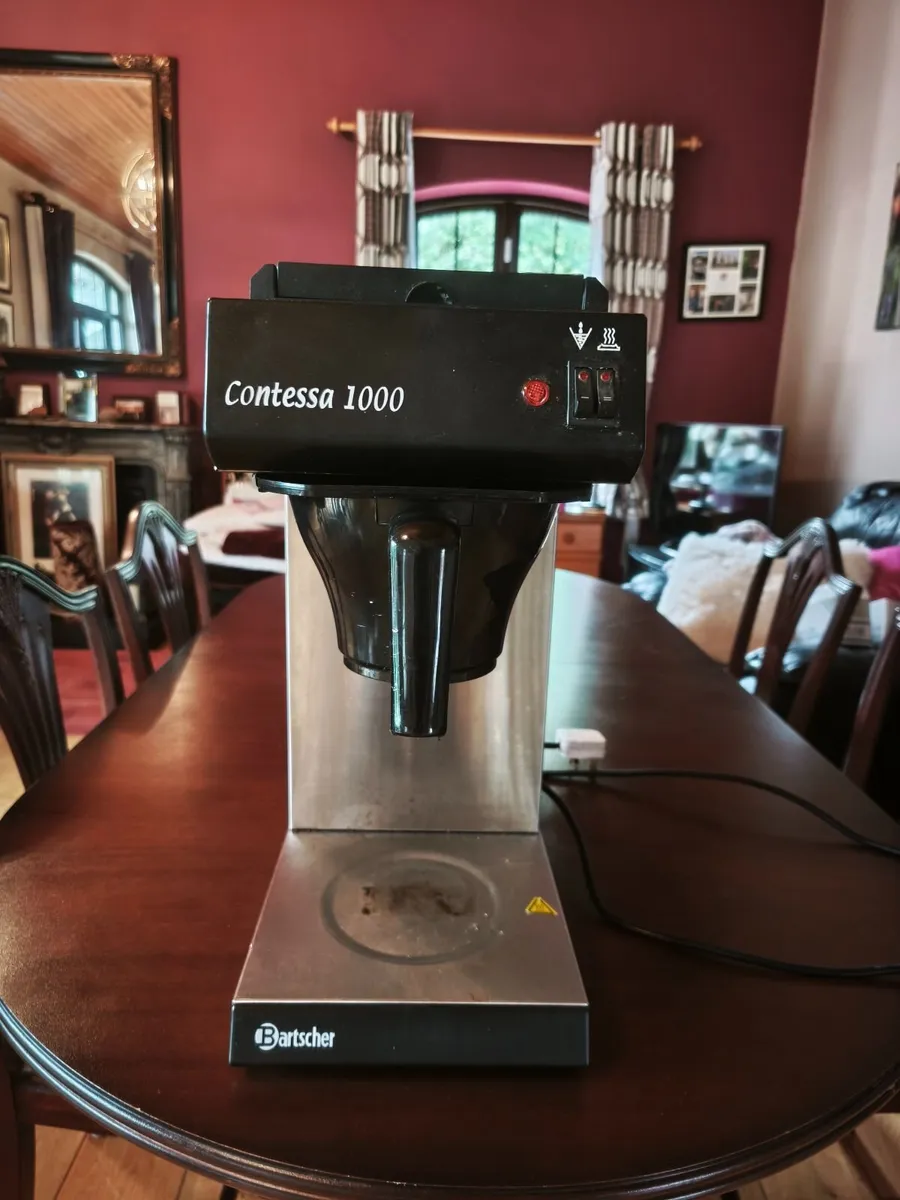 Contessa 1000 Pouring Coffee Machine - Image 1