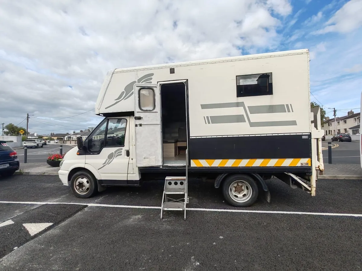 Ford Luton Box Campervan - Image 4