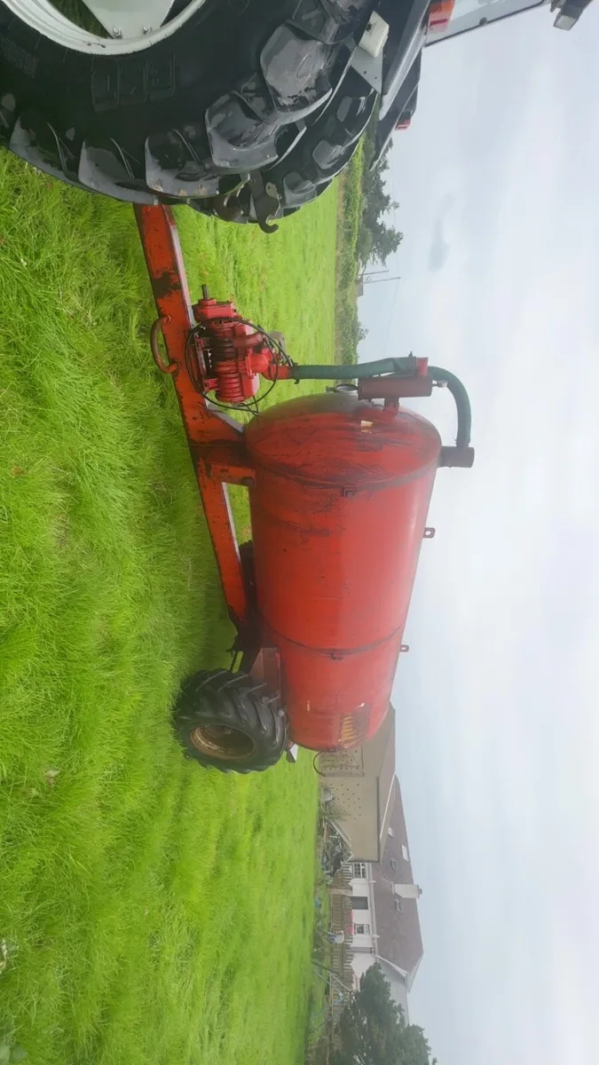 Slurry tanker - Image 3