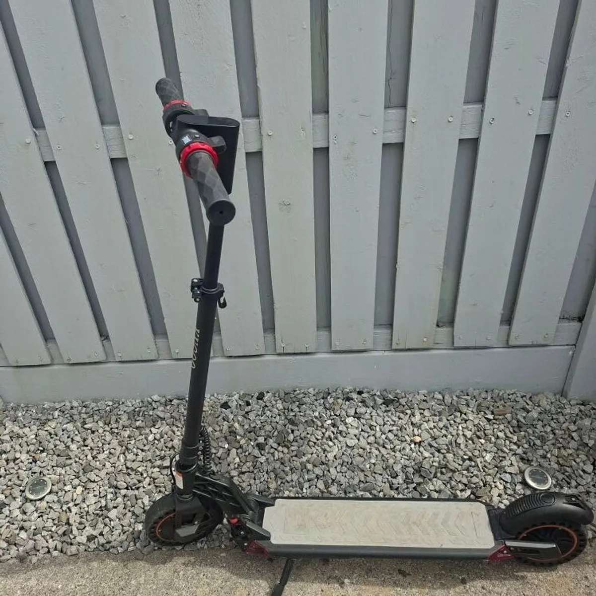 Kuggo Eletric Scooter - Image 1