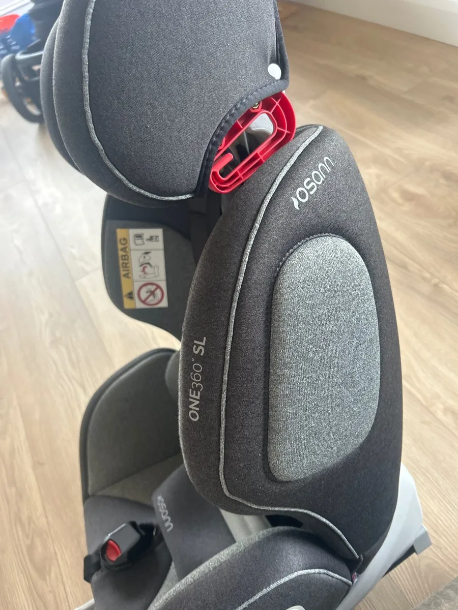 Car Seat - Image 2