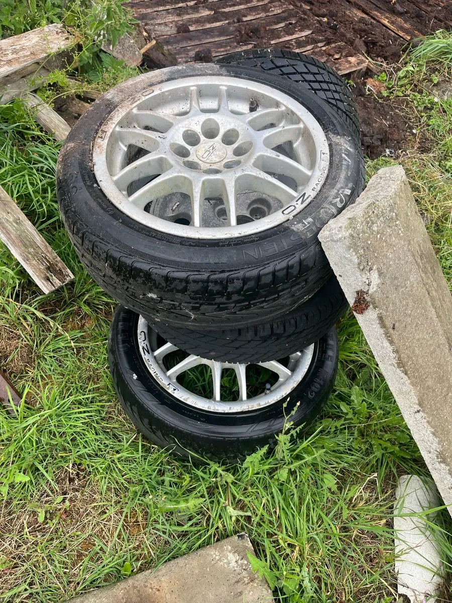 genuine OZ Racing 16” alloys - Image 1