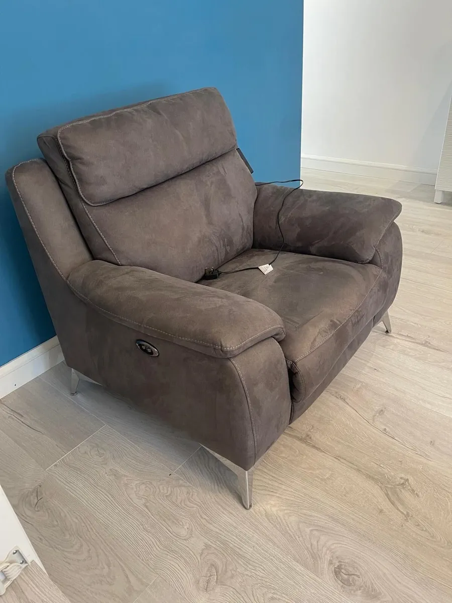 Electric Recliner Armchair - Navan – €300 - Image 1