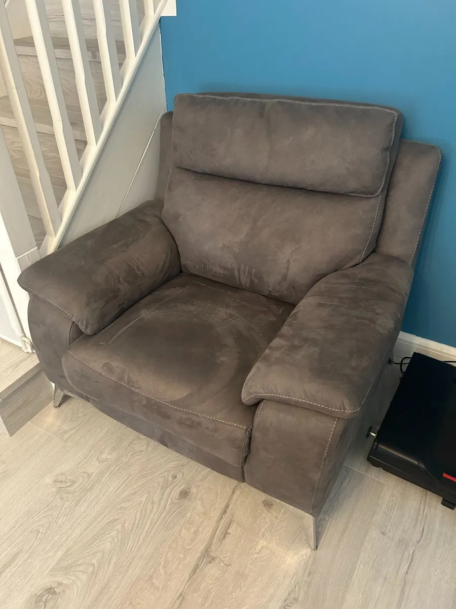 Electric Recliner Armchair - Navan – €300 - Image 4