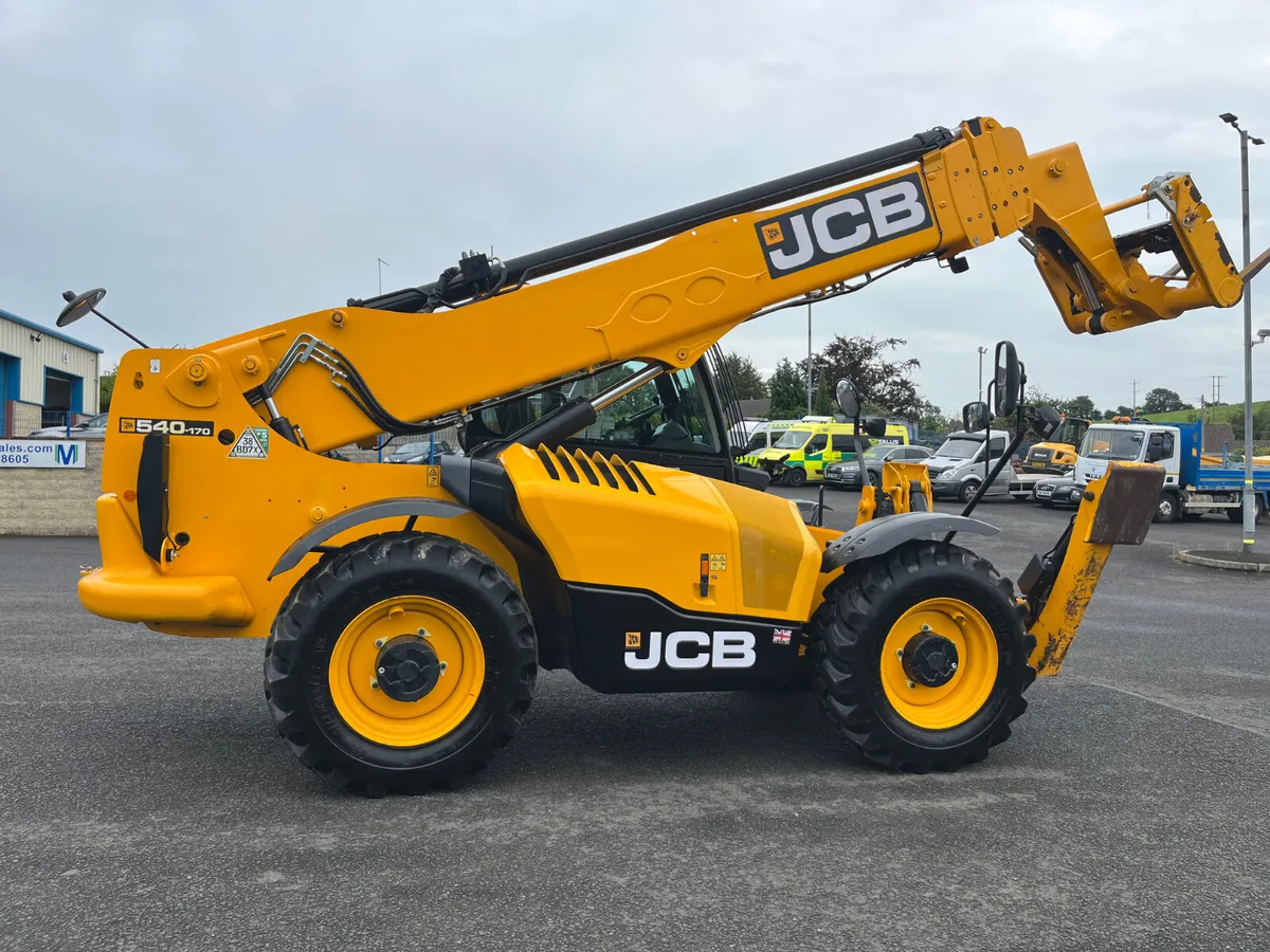 2022 JCB 540-170 Only 910Hrs - MULLANS - Image 2