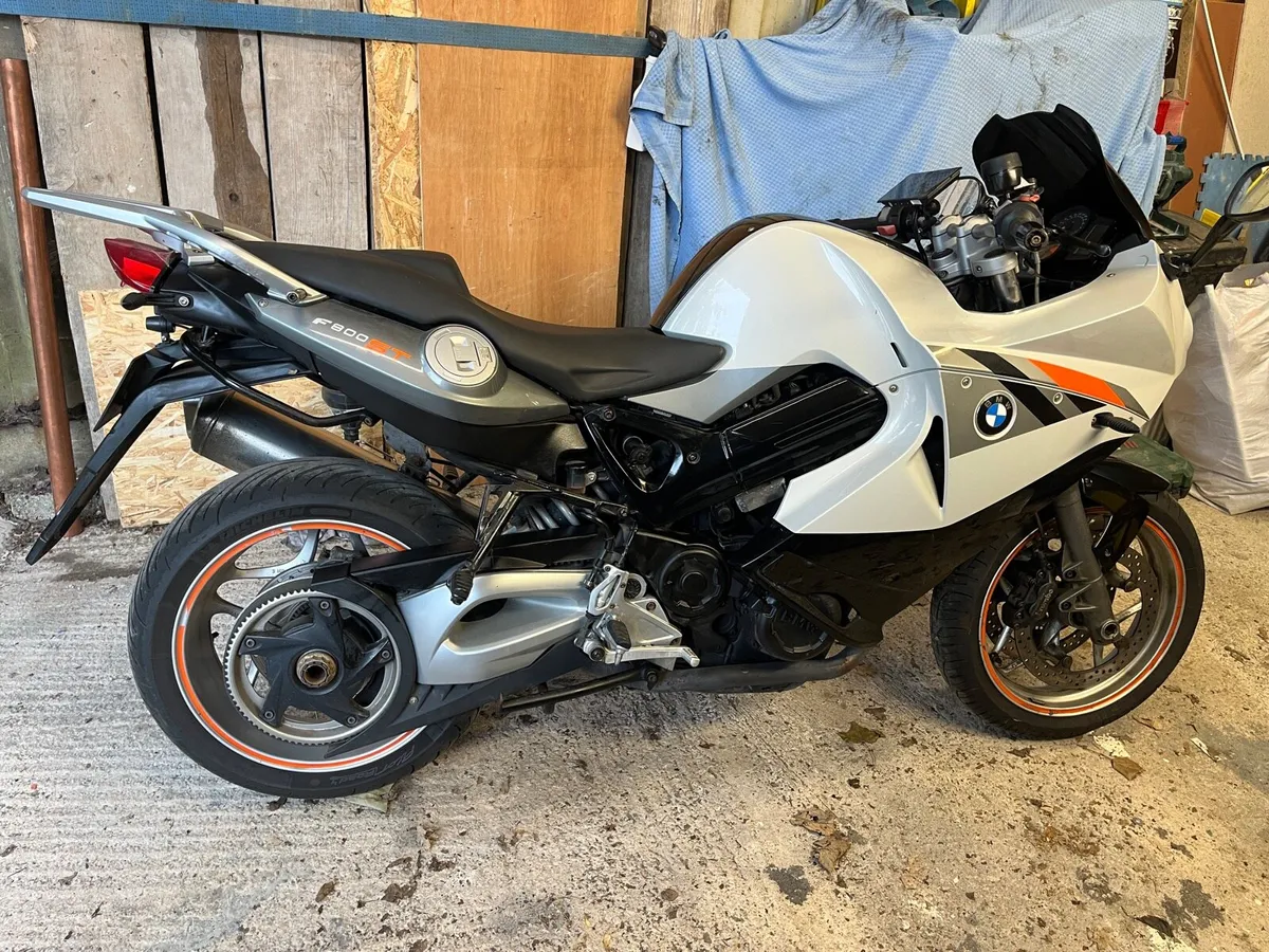 BMW F800St - Image 1