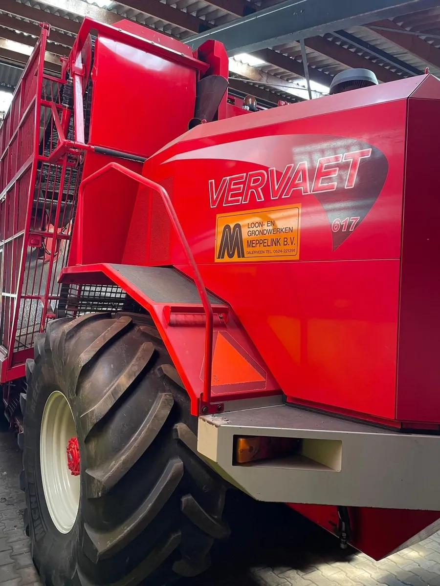 Beet Harvester 2014 Vervaet 617 - Image 3