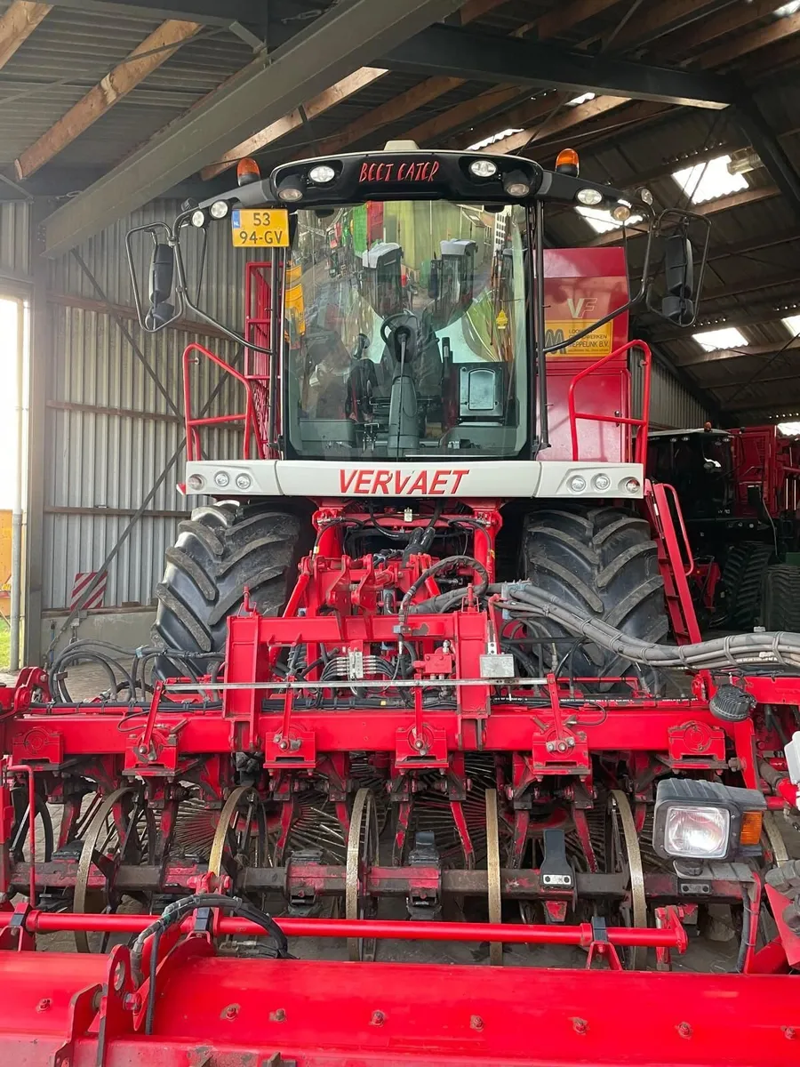 Beet Harvester 2014 Vervaet 617 - Image 1