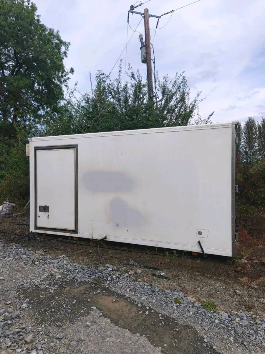 16ft Insulated Container - Image 2
