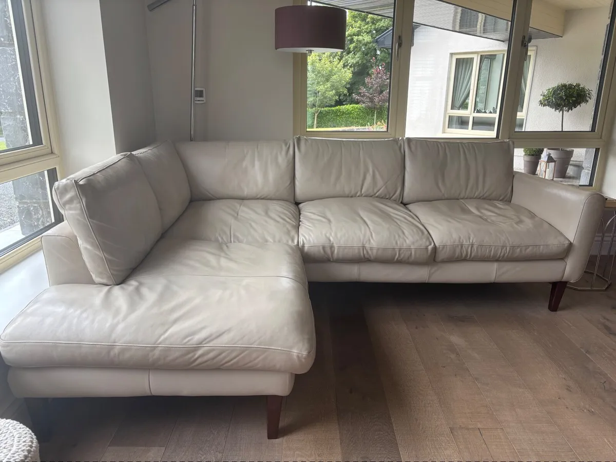 Couch - Image 1
