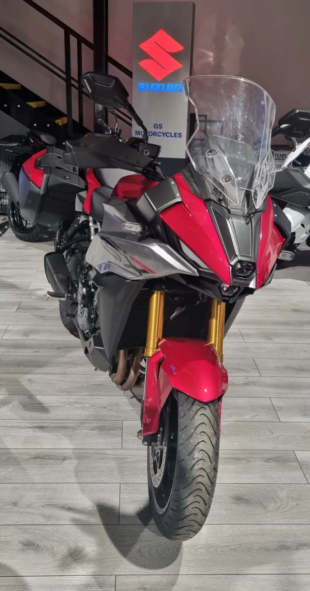 Suzuki GSX-S1000GX+ - Image 1