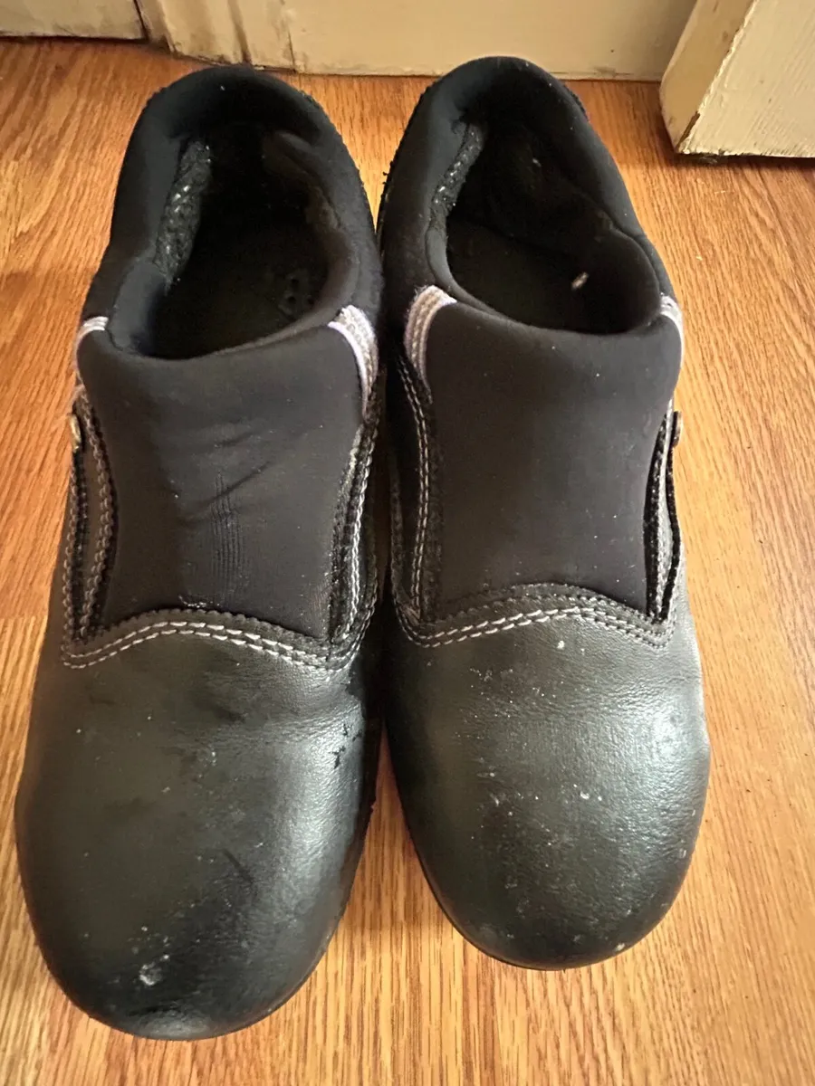 Safety shoes - Image 2