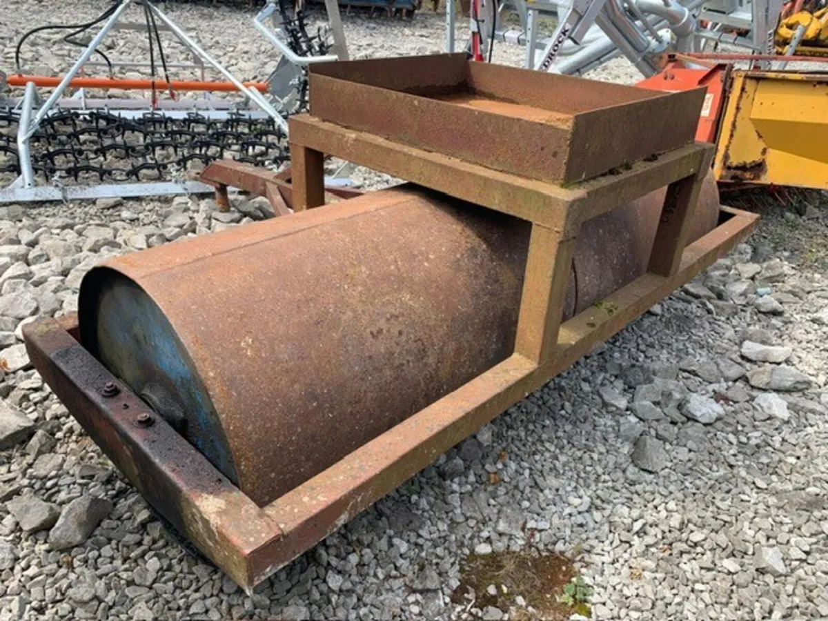 MCKENNA 8' X 30" LAND ROLLER - Image 2