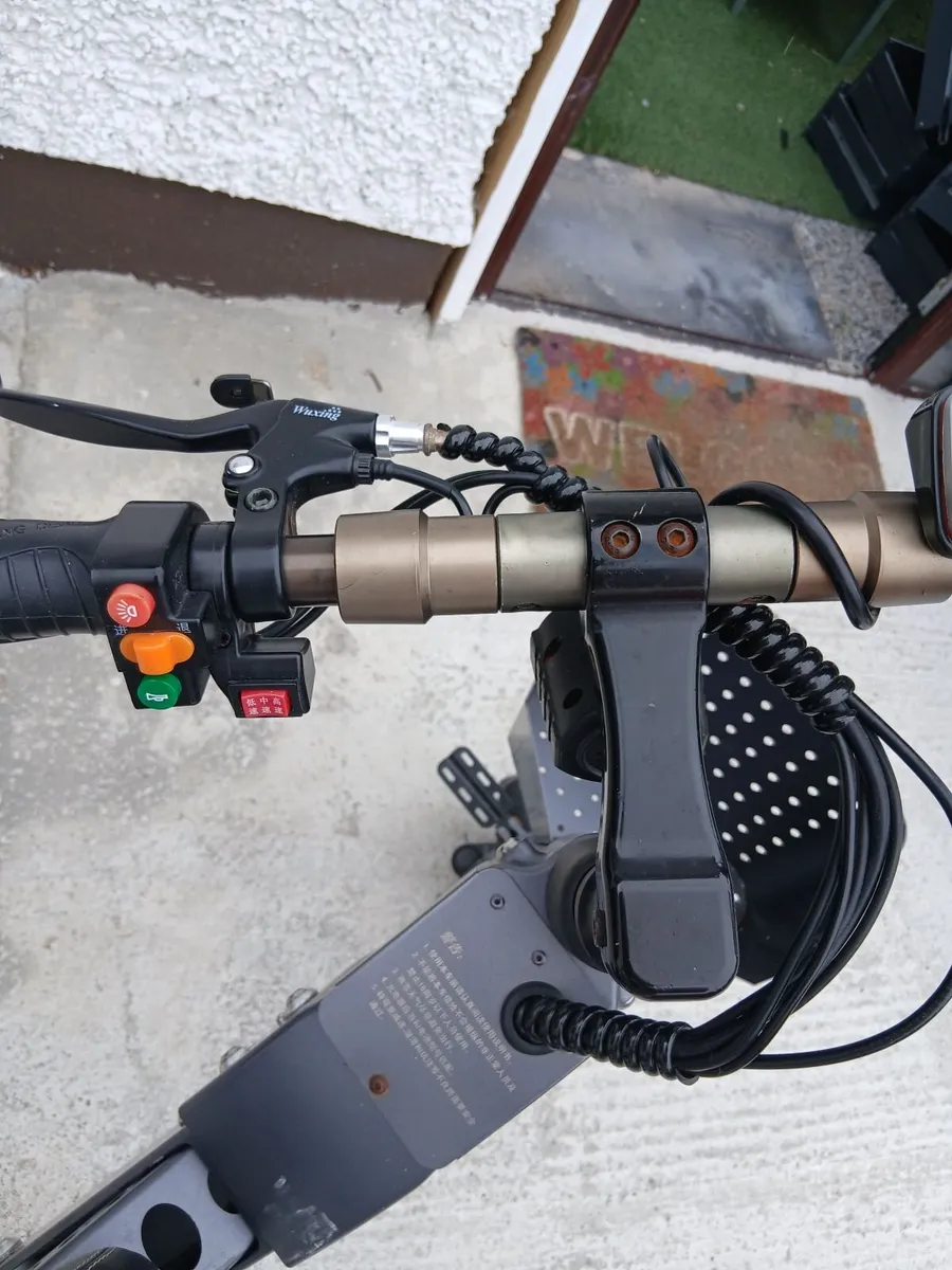 3 whe electrici bike - Image 2
