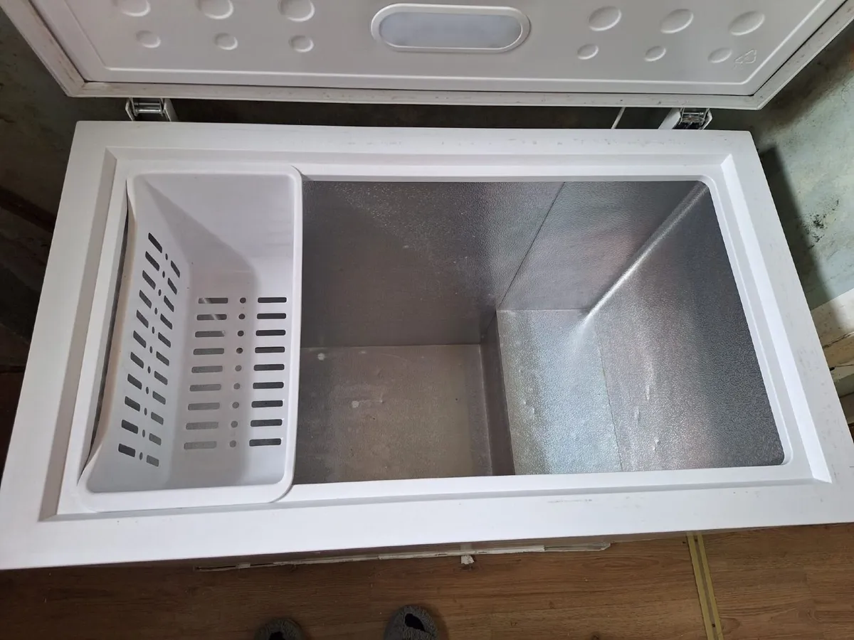 Freezer - Image 1