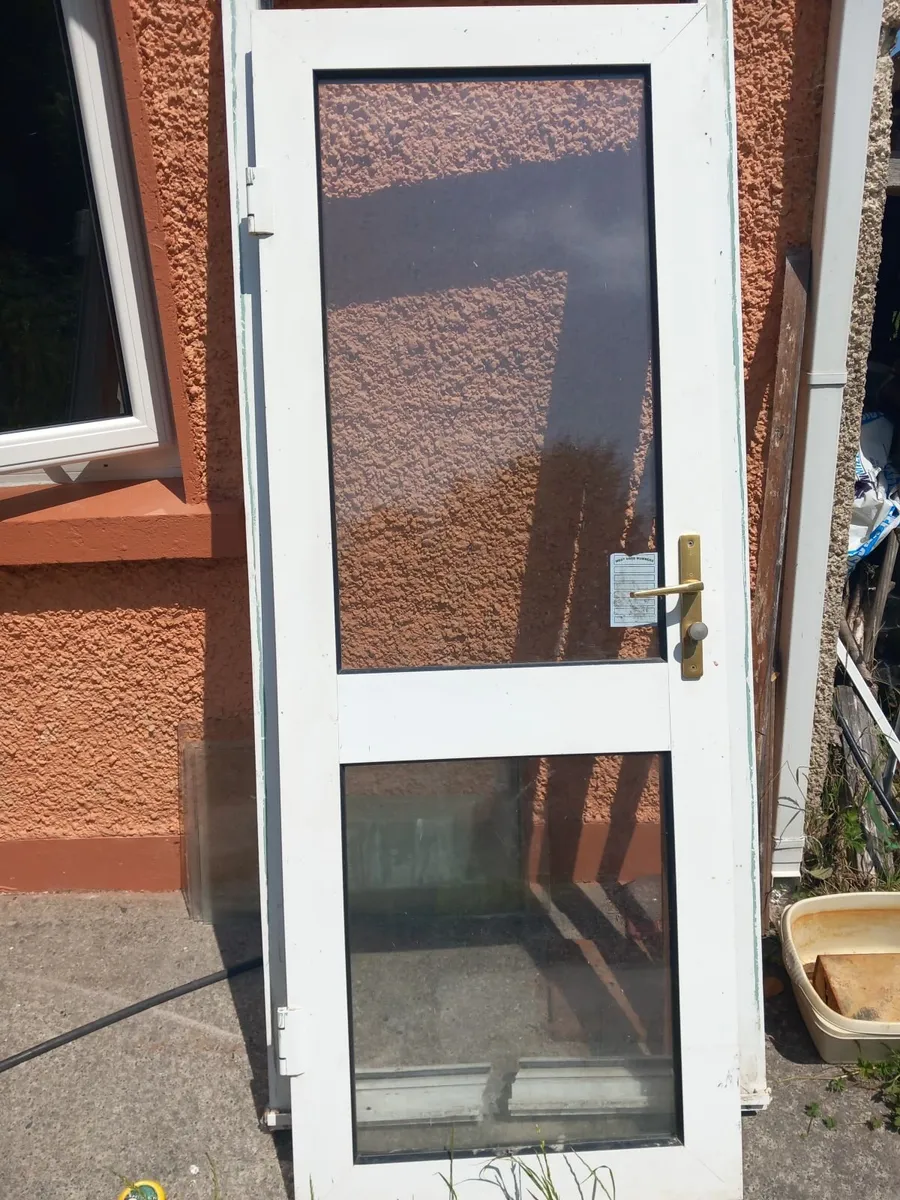 Outside door - Image 1